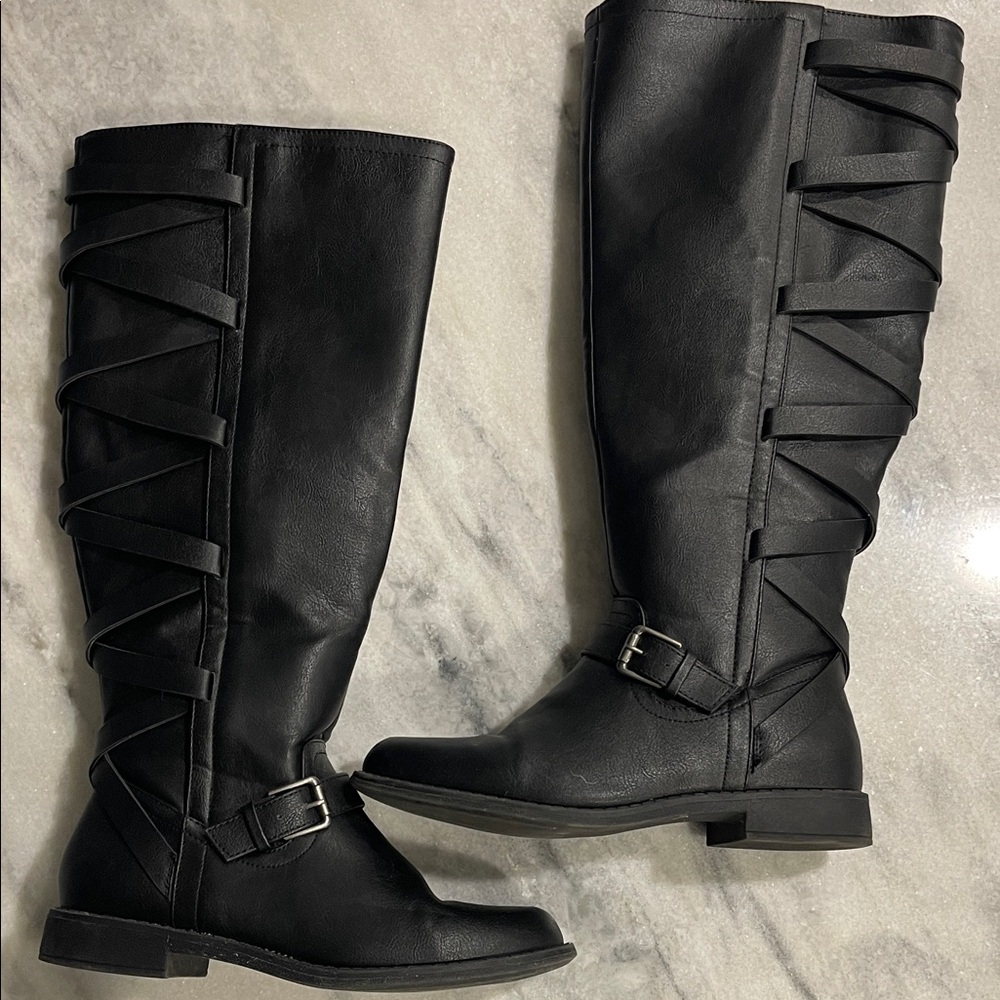 Black Knee-High Women's Boots